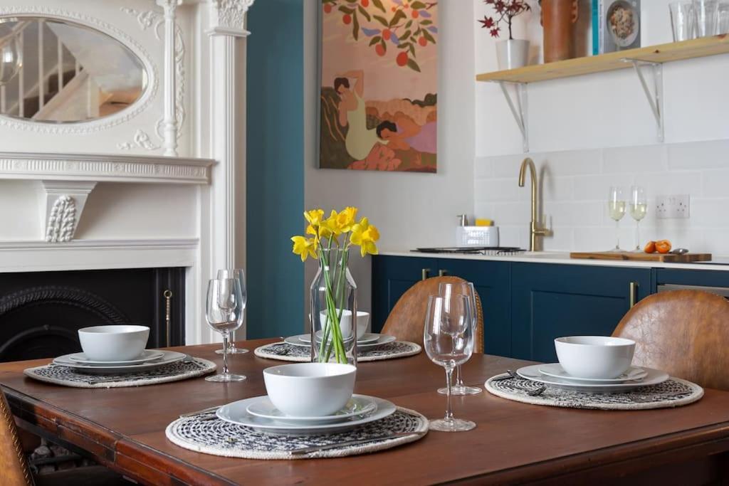 Regency Grade II Listed Townhouse By Centre And Beach Hove Esterno foto